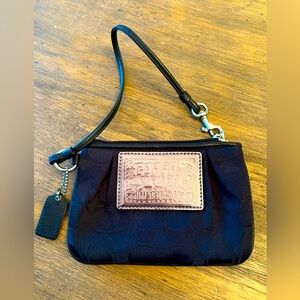 Coach Poppy Wristlet Signature Black Art Wallet